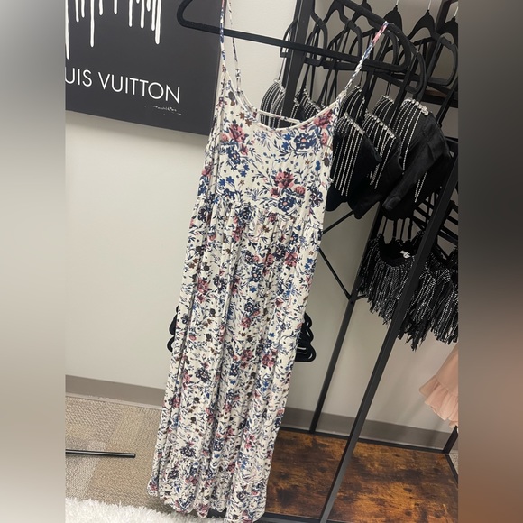 Floral Scoop Neck Maxi Dress - Picture 2 of 2
